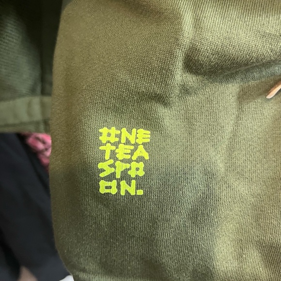 One Teaspoon Goldie Army Sweatshirt Hoodie, MED NWT - Picture 4 of 4